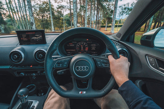 How to Put on Steering Wheel Cover: Quick and Easy Way