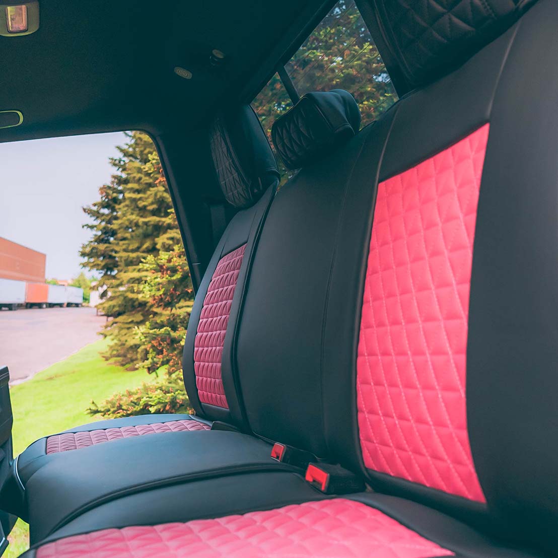 Back - Luxury Seat Covers - Black & Pink
